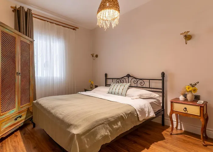 Mediha Hanim Konagi Alacati Homestay szállás Çeşme