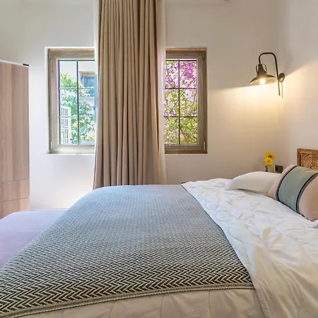 Δωμάτια σε οικογενειακή κατοικία Mediha Hanim Konagi Alacati *