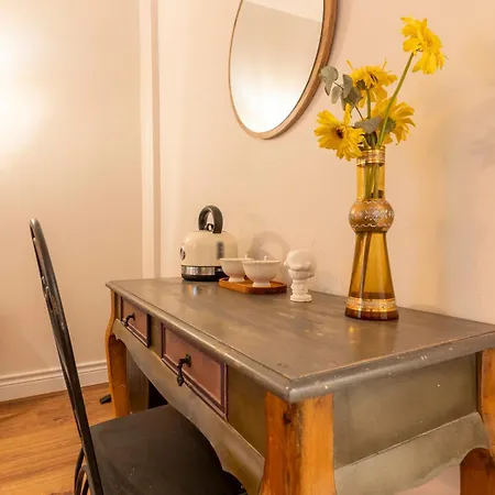 Mediha Hanim Konagi Alacati 民宿 *